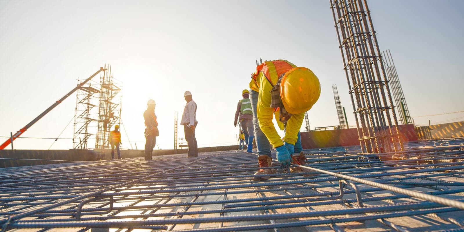 A Nonprofit Construction Specialist Improves Customer Service and Customer Satisfaction Index by Deploying Service Cloud Live Agent and Knowledge Article Features