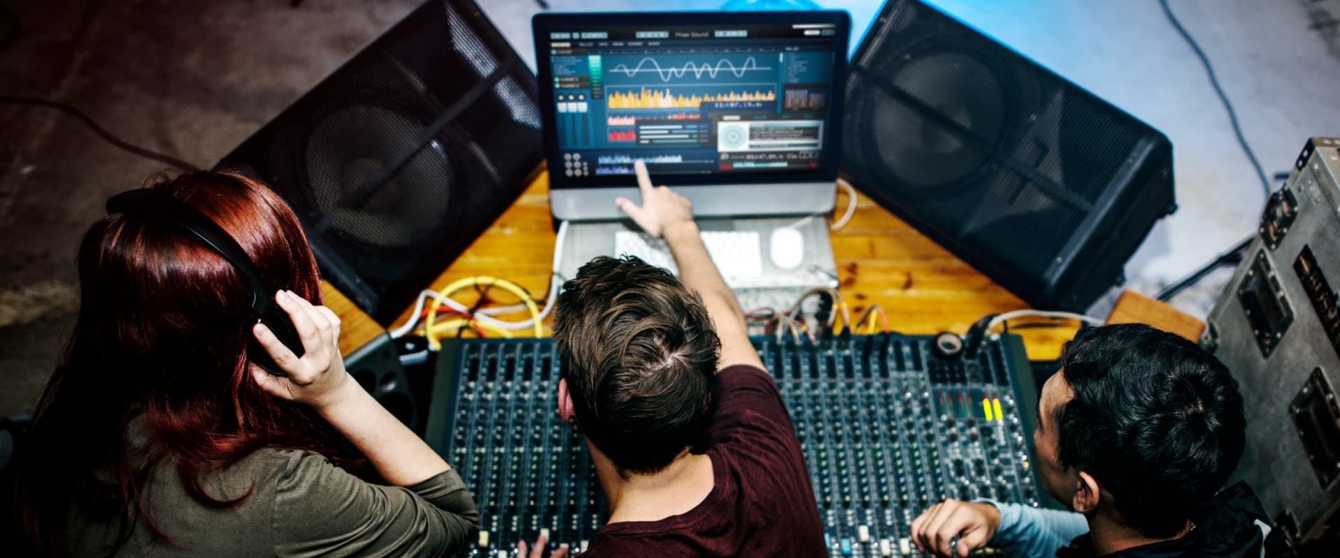A Multinational BIG 4 Music Corporation Magnifies Sales By 35% Using Power Apps and Power BI