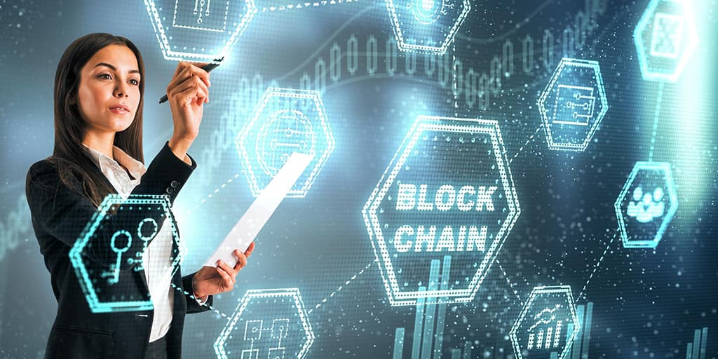 Blockchain in Manufacturing: Revolutionizing the Future of Supply Chains