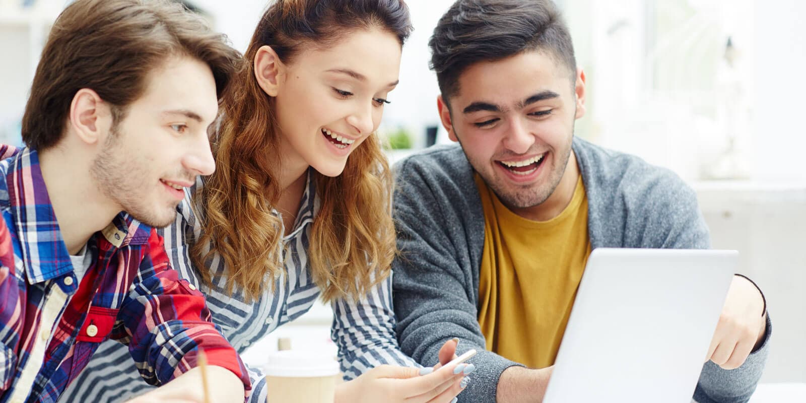 LevelShift Enhances Onboarding Efficiency for an Educational Service Provider through a Custom Community Portal